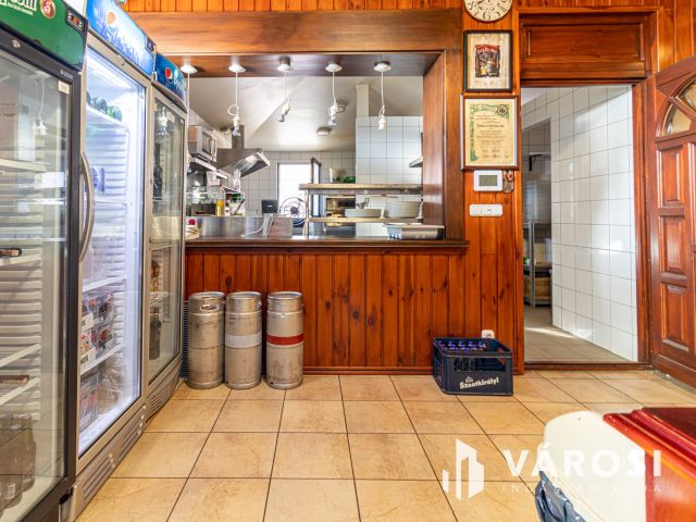 Bejáratott pizzéria, étterem meglévő ügyfélkörrel eladó!